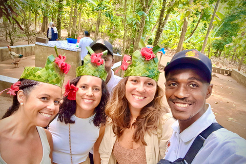 Tour delle Spezie+Visita alla ScuolaLocal+IsoladellaPrigione