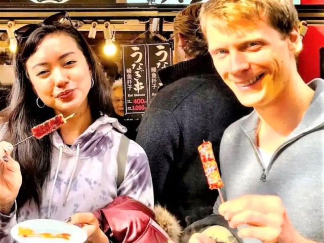 Tsukiji Private Tour: Eat Every Street Food & See Everything