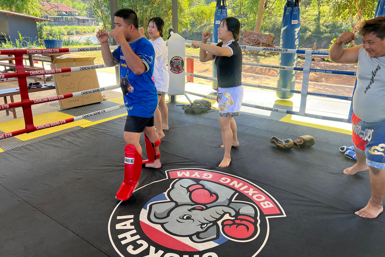 Chiangmai: Basic Muay Thai Experience with Training Session