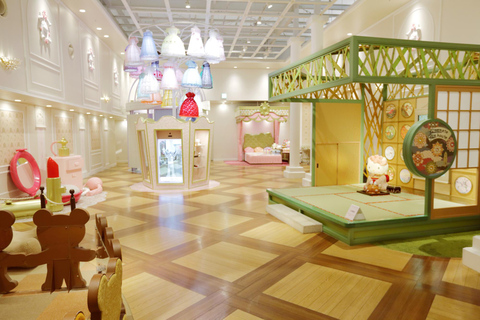 Tokyo: Sanrio Puroland Entry Ticket for Overseas Visitors Sanrio Puroland Entry Ticket (Overseas Visitors Only)