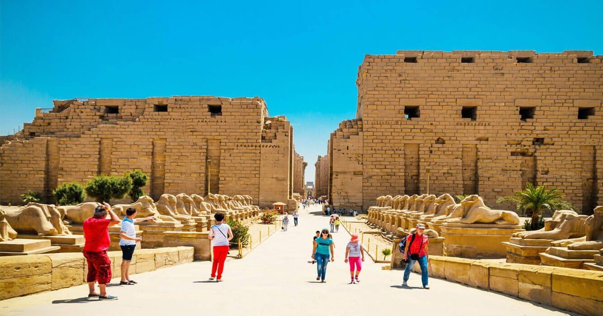 Von Kairo aus Private Reise nach Luxor von Kairo aus mit dem Flugzeug