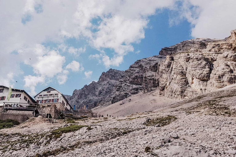 Munich: 3-days Zugspitze hike with hotel pickup