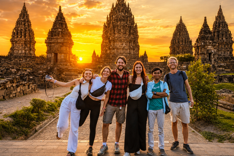 Yogyakarta: Borobudur, Prambanan Sunset & Merapi Lava View
