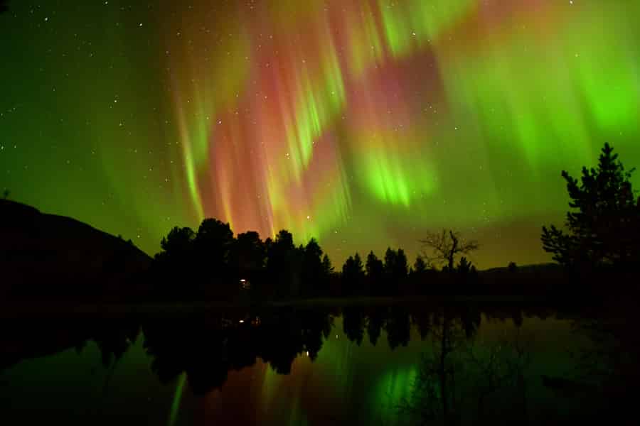 Abisko: Aurora-Jagd mit dem Van in kleinen Gruppen. Foto: GetYourGuide