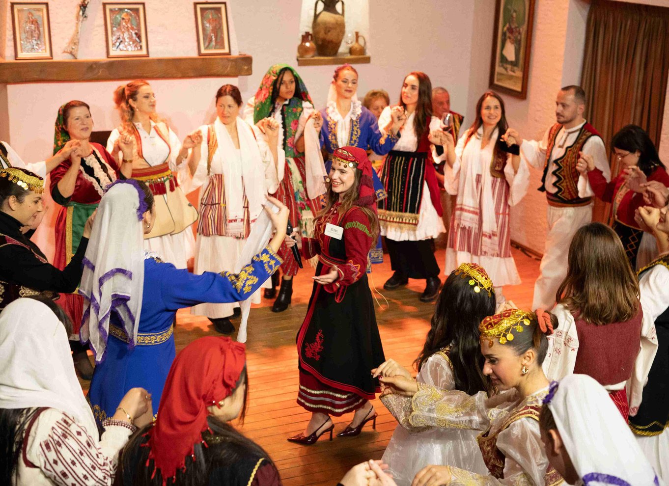 Tirana: Albanian Night Cultural Dance & Music Experience