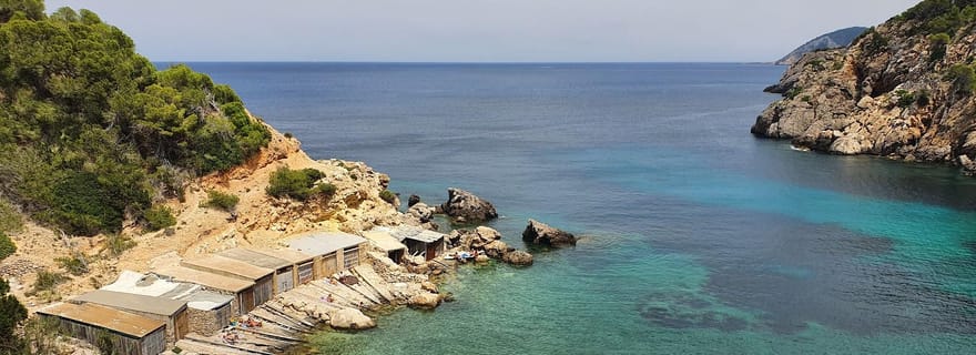 Ibiza : randonnée sur la côte de cristal avec pause baignade