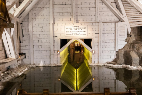 从克拉科夫出发：维利奇卡盐矿导览游（含接送服务）法语导览游（含酒店接送）