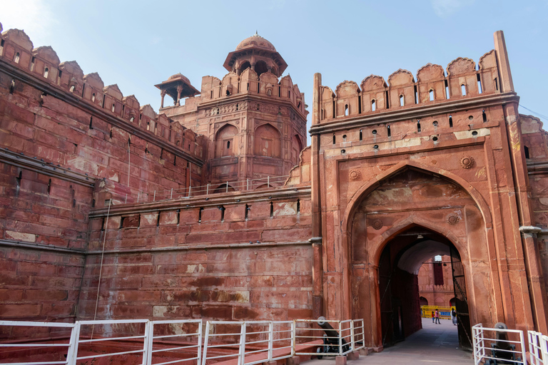 Espectáculo de luz y sonido del Fuerte Rojo con el tour a pie por la Vieja Delhi