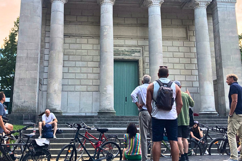 Brussels: Art Nouveau Bike Tour Tour en Français