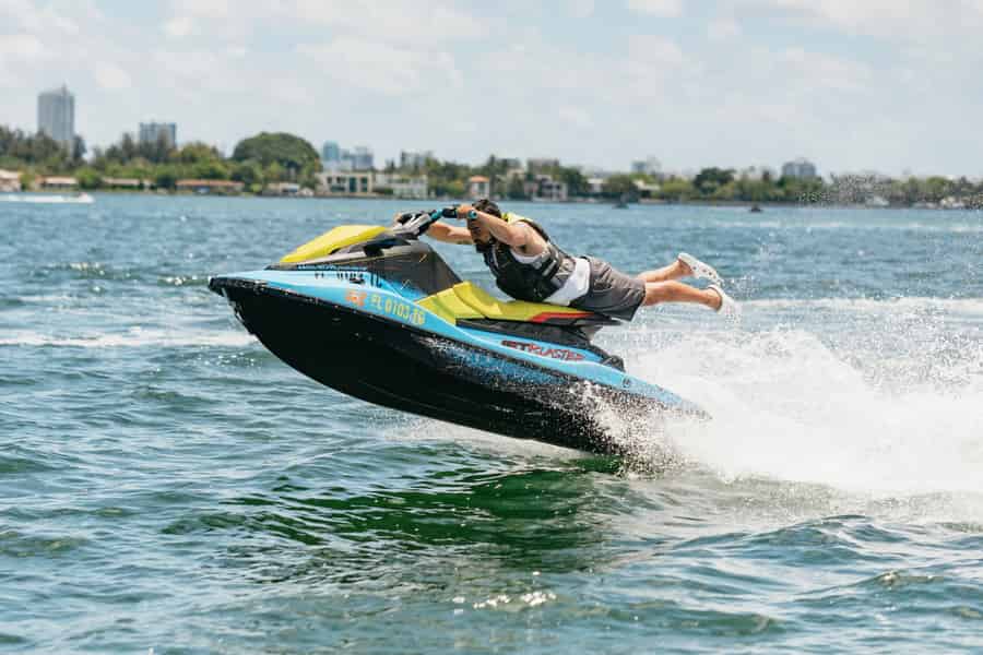 Jet Ski Miami: Erlebe den ultimativen Wasserspaß!. Foto: GetYourGuide