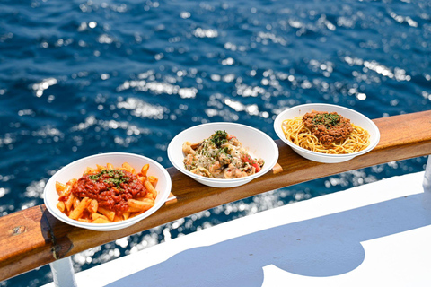 Trogir: Naufragio - Tour en barco con todo incluido por la Laguna AzulTrogir: Crucero Naufragio-Laguna Azul-Eslatina Todo Incluido