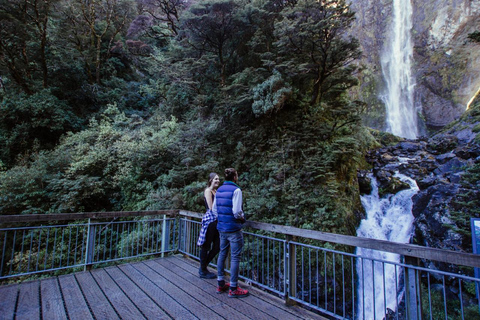Christchurch: Waimakariri River Train & Castle Hill Day Tour