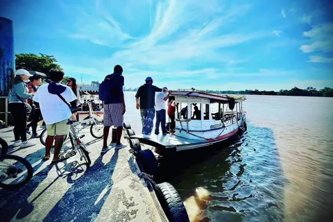 Bangkok : Visite guidée de l'Oasis verte à vélo avec tour en bateau