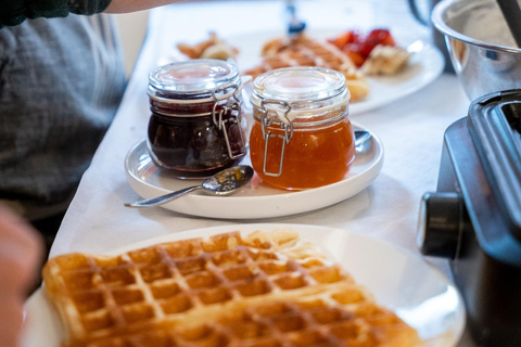 Ghent: Belgian Waffle-Making Workshop with Beer Tasting