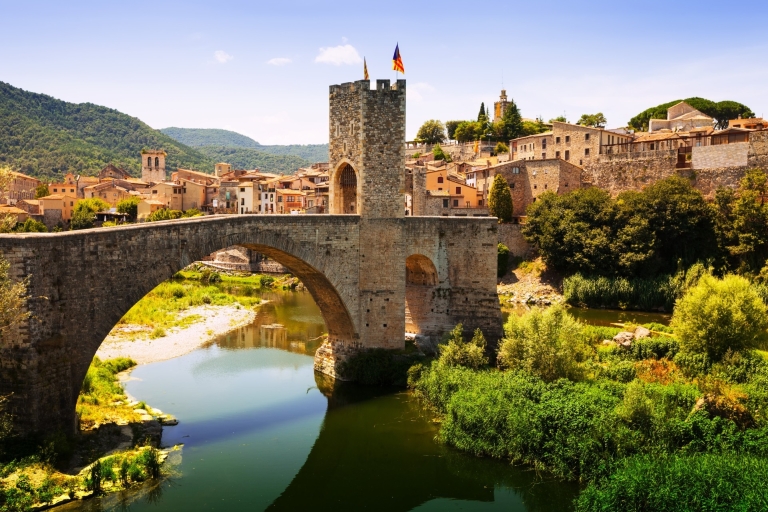 Excursión de un día en coche por las Ciudades Medievales de Cataluña desde Barcelona