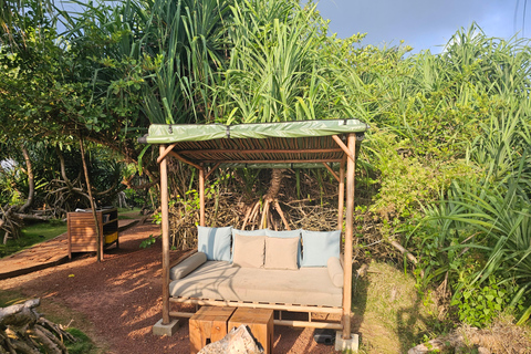 Waligama: Cliff Sunset Dining Experience + Wine