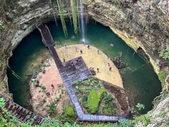 Chichen Itza: Tour guidato con Valladolid e Cenote Chichikan