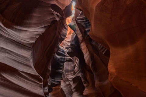 Wadi Rum: Horseback Ride to Khazali Canyon & Sand Dune
