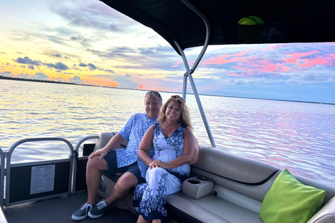 Destin: Sunset Pontoon Boat Cruise With Dolphin Watching