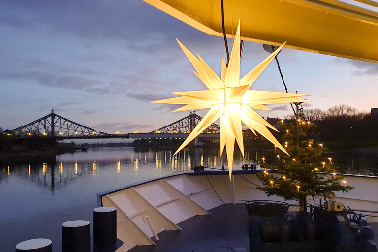 Dresden: Winterlights Evening River Cruise with Dinner