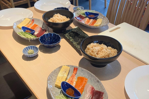 Nagoya: Sushi-Making Class with Chef and Guide