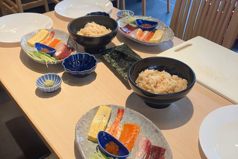 Nagoya: Sushi-Making Class with Chef and Guide