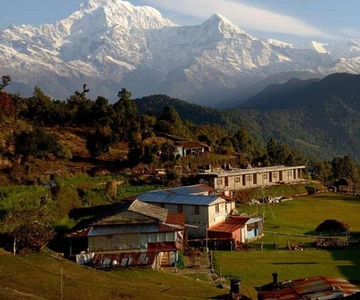 Pokhara: Easy Day Hike from Dhampus to Australian Camp