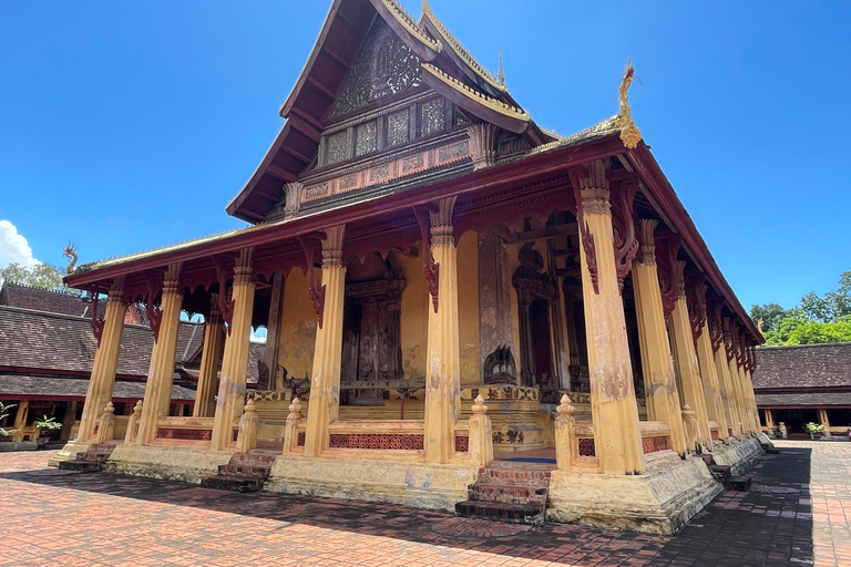 Iconic Vientiane tour & Laos culture, Buddha Park, Patuxay join tour