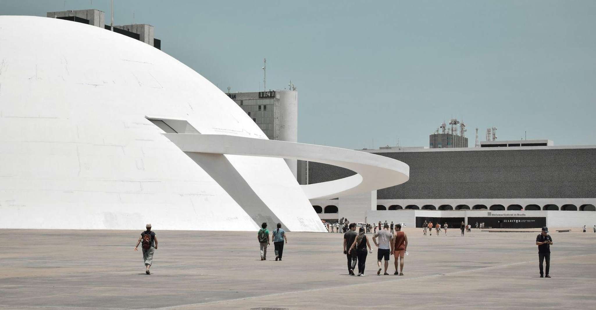 Brasilia In-App Walking Audio Tour (ENG) - Hizvo