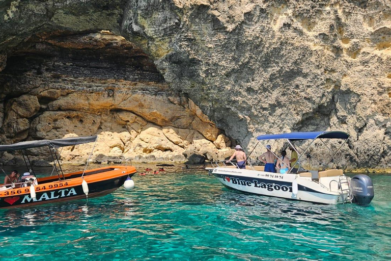 Malta: Passeio de barco privado a Comino e à Lagoa Azul