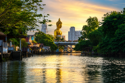 Bangkok: Emerald Pagoda with Pad Thai Noodles