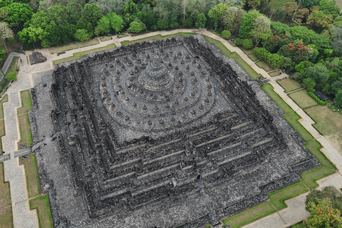 Yogyakarta Selogriyo Trek & Borobudur Drone Adventure