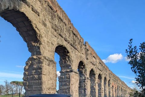 Rome: Appian Way, Catacombs and Aqueducts Golf Cart Tour