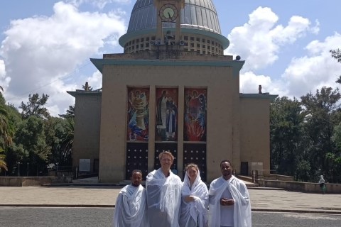 Debre Libanos dagvullende tour vanuit Addisabeba-Religieuze geschiedeniseen dagtour vanuit Addisabeba -Debrelibanos Historisch Monastrr