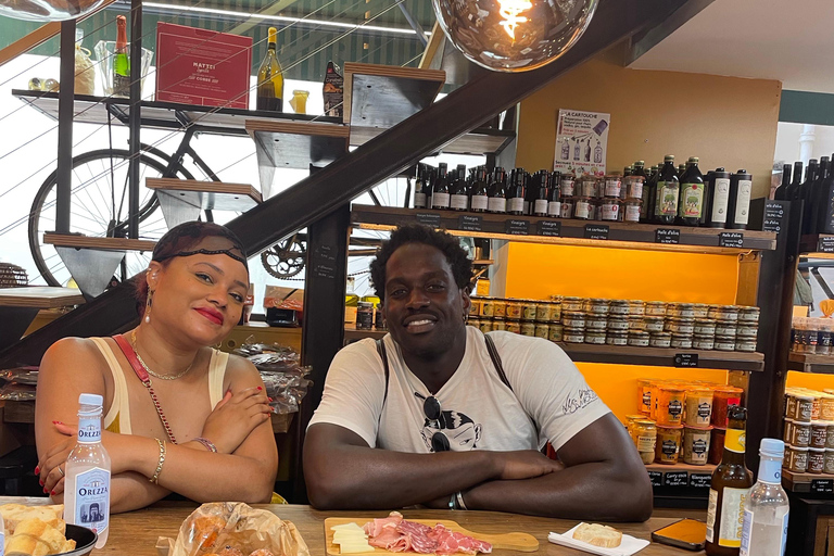 Ajaccio: Privébezoek, Geschiedenis en Gastronomie, Food TourAjaccio: Wandeling door Ajaccio Geschiedenis en gastronomie, Food Tour