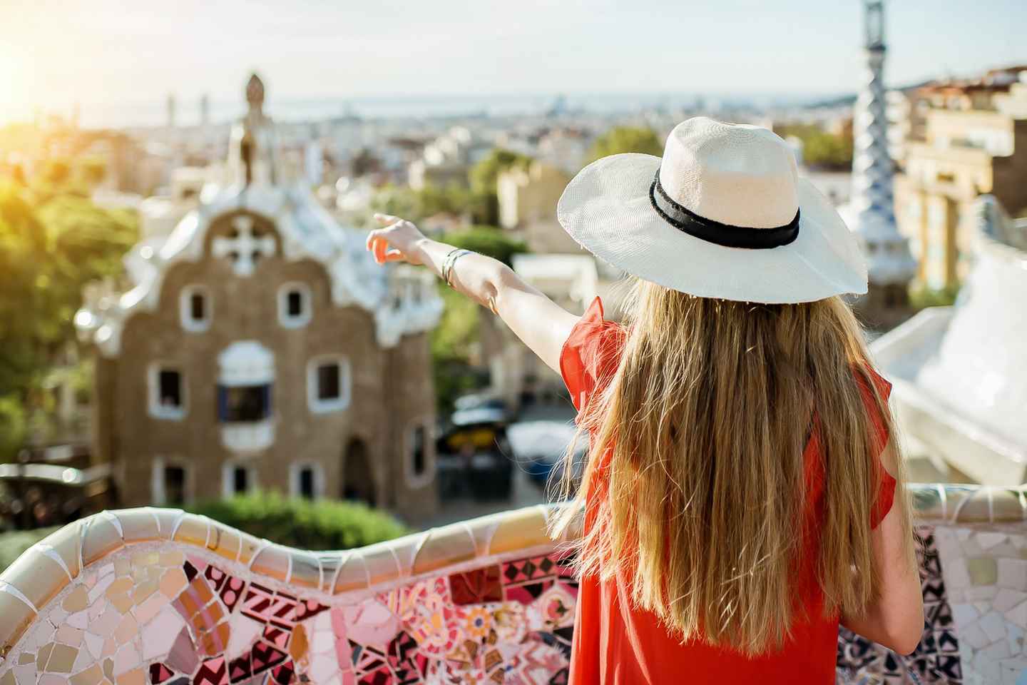 Sagrada Familia, Park Guell & Gaudi Full Tour with Tickets - Gaudi Full Day Tour with Sagrada Familia and Audioguides