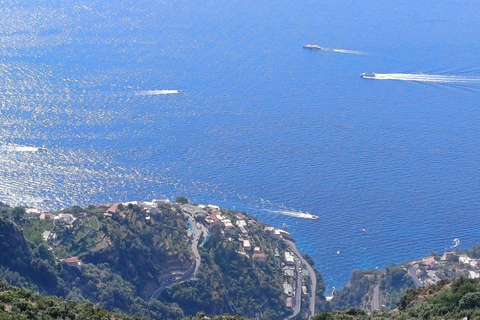 Amalfi Coast: Path of the Gods Guided Hiking Tour