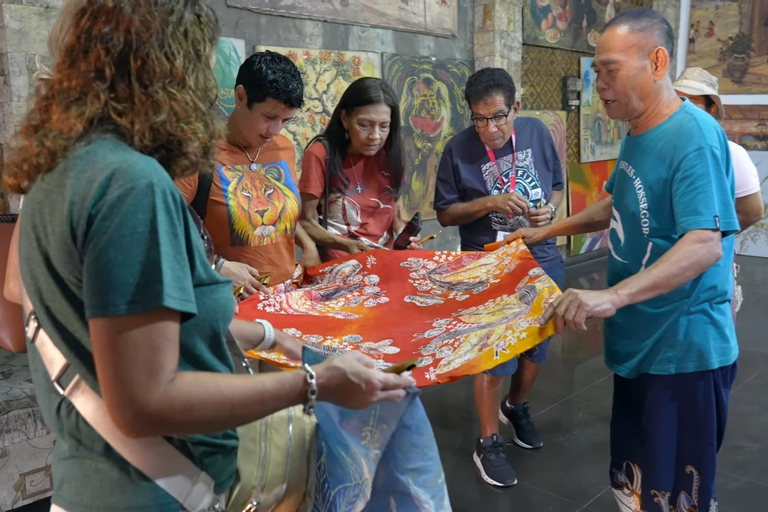Experience Borobudur Sunrise & Batik Making