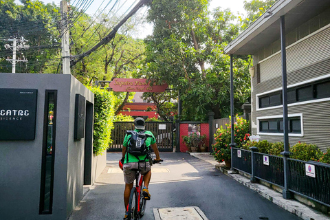 Bangkok: Passeio de bicicleta de meio dia pelas vidas locais e gastronomia com almoço