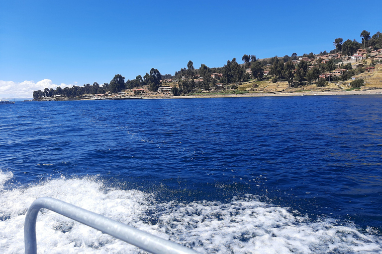 Lake Titicaca, Peru: Guided Tour to the Uros and Amantani Islands with Lunch Lake Titicaca Peru: Guided Tour to the Uros and Amantani Islands with Lunch