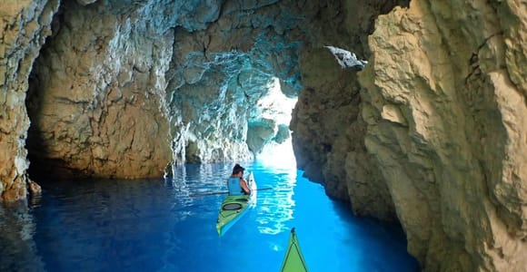 Zakynthos: Sea Kayaking Tour with Snorkeling