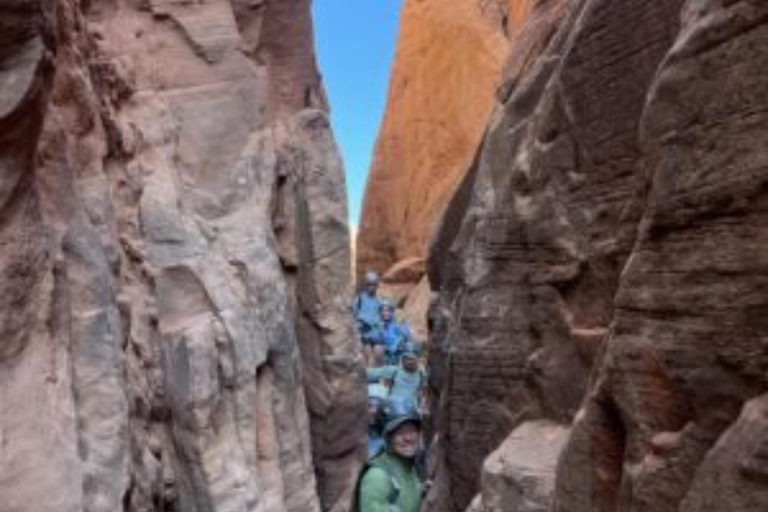 Moab: Tour d&#039;avventura di canyoning con pinne e oggetti