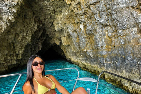 Comino: Private Blue Lagoon, Crystal Lagoon & Sea Caves Tour