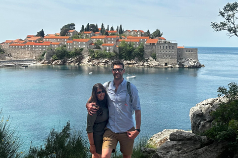 Wycieczka po plażach Riwiery Budva z kąpielamiPlażowanie na Riwierze Budva z możliwością pływania