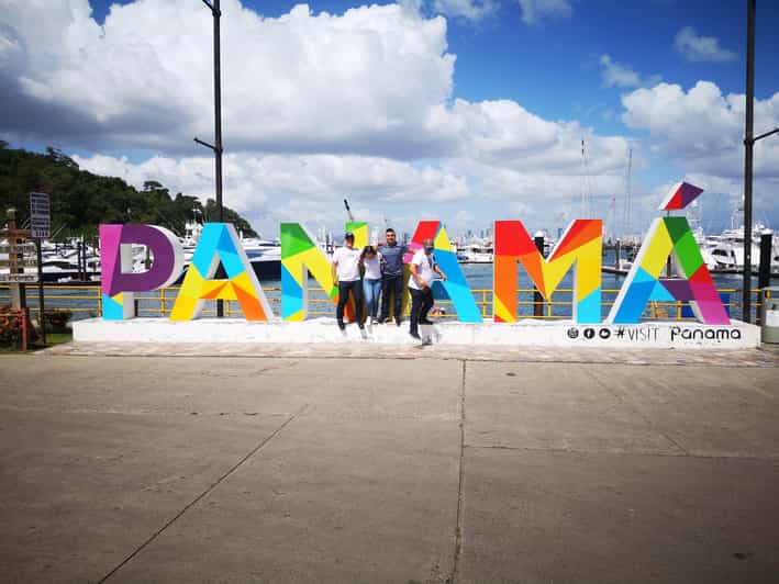 Panama: Prohlídka města Panama + Panamský průplav (plavební komory Miraflores)