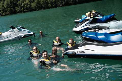 Visite privée en jet ski surpuissant à Langkawi avec vidéo par droneFORFAIT LUXE BRONZE INDIVIDUEL