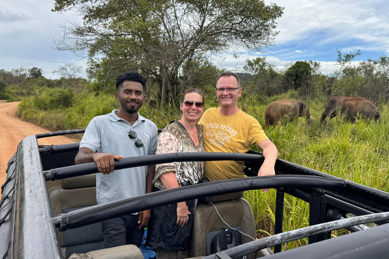Pasikuda: Sigiriya lion Rock, Village tour & Safari tour