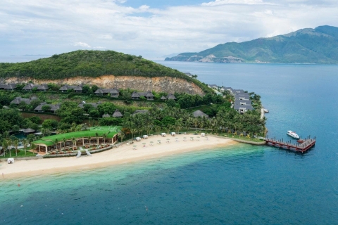 Hoi An to Nha Trang by Private Car with Professional Driver