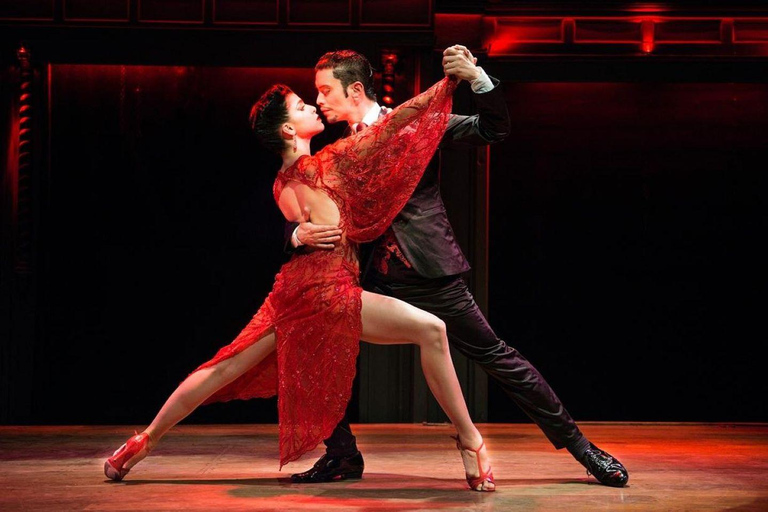 Buenos Aires: Tango Show "El Querandí" & optional dinner Only Tango Show with Drinks