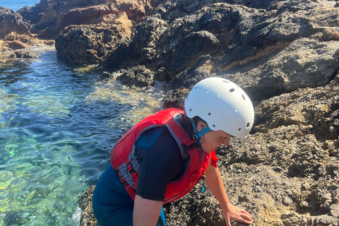 Esperienza di coasteering a Ibiza